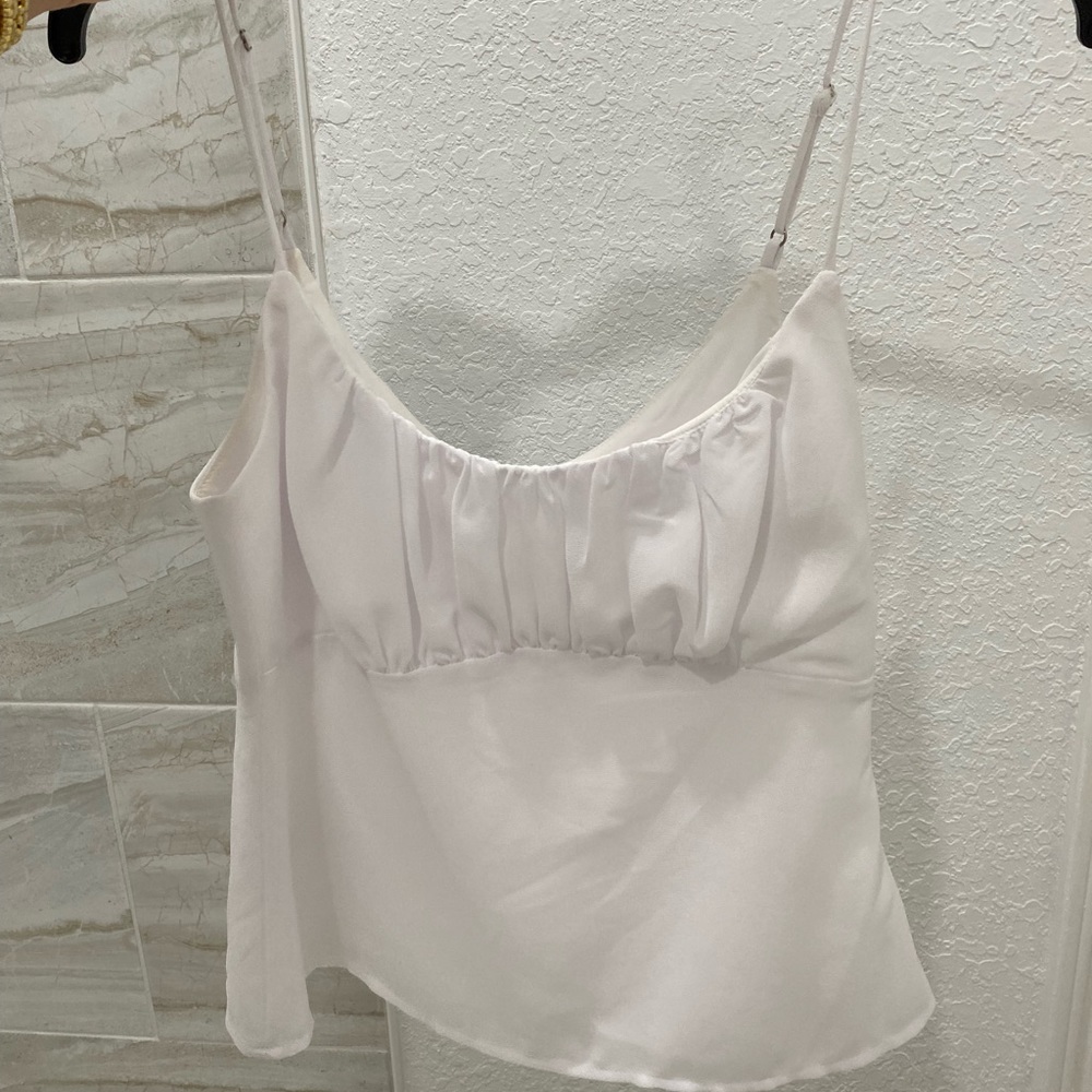 White tank